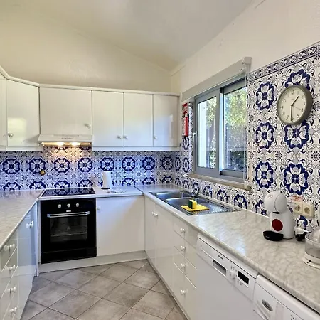 Felicidade - Private Heated Pool - 8 Guests -